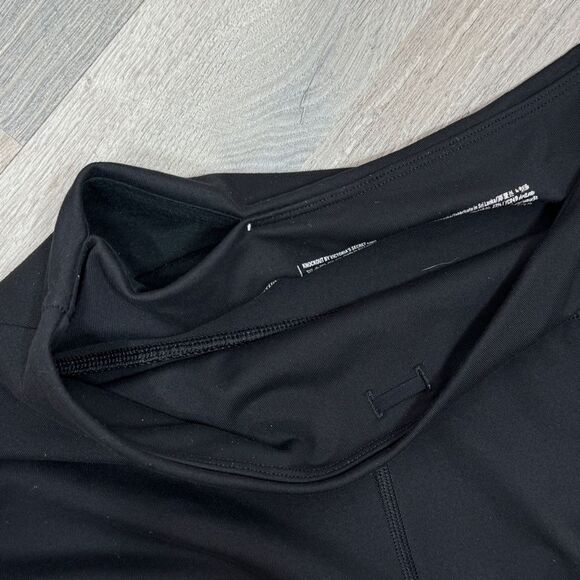 Victoria’s Secret Sport Reflective Stripe Capri Leggings Black Medium - Picture 5 of 11